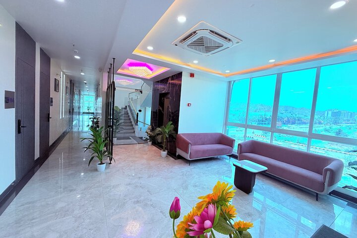 Hotel Interior 4 of 63