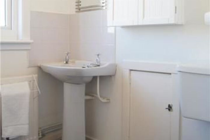 Room 3 of 11