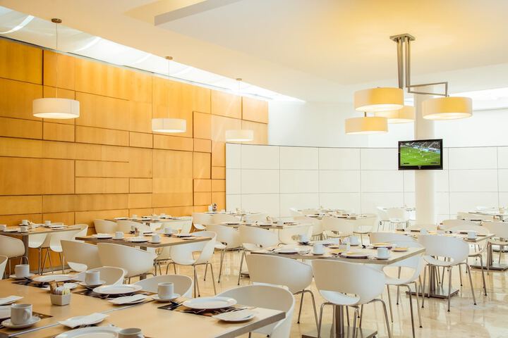 Dining Photos