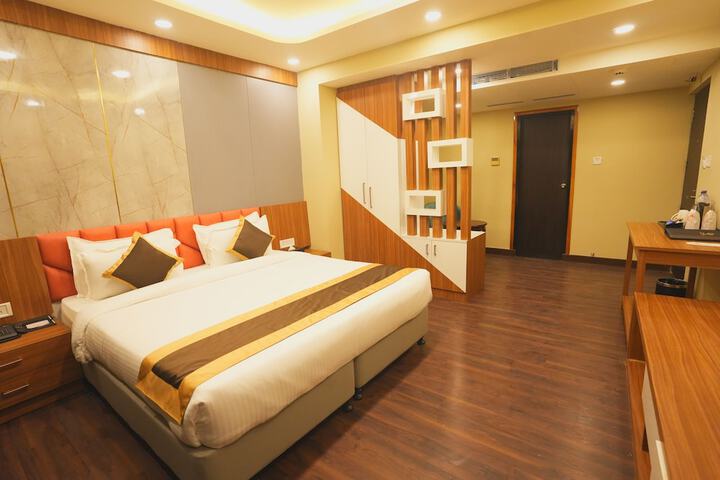 Room 11 of 47