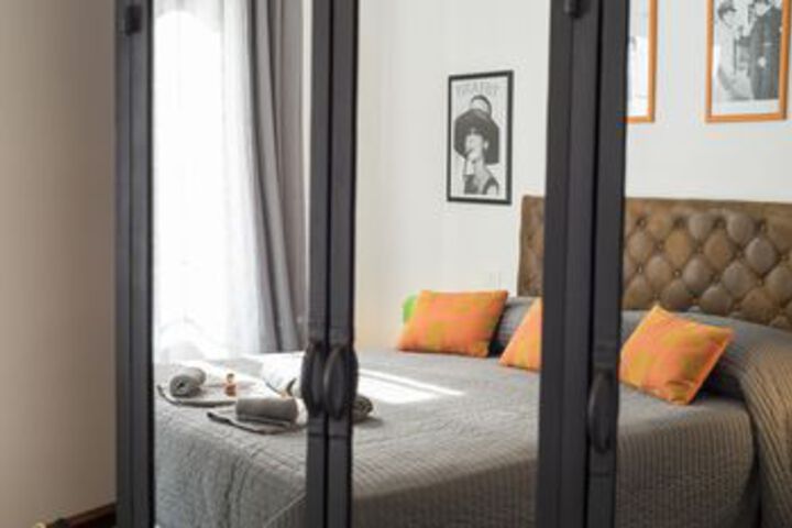 Room 7 of 30