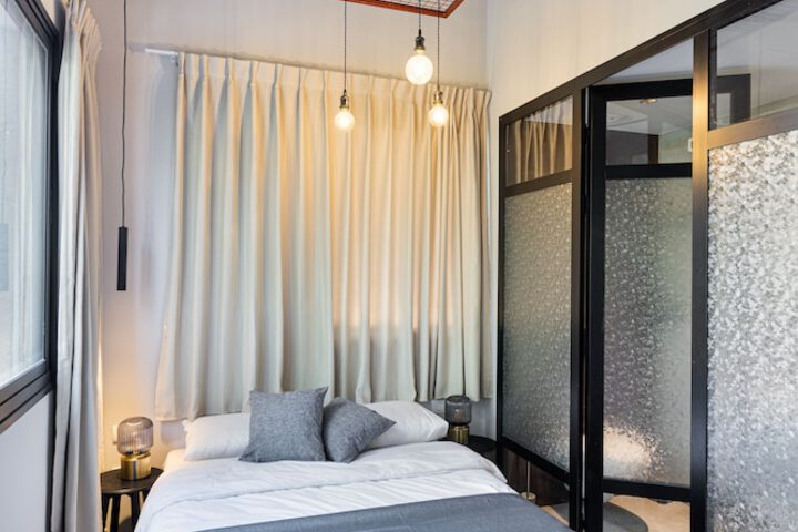 Room 2 of 57