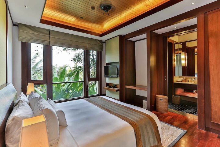 Room 5 of 35