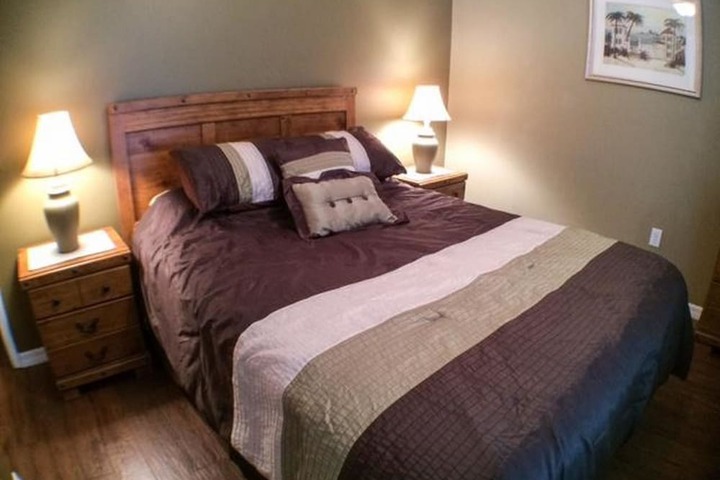 Room 3 of 16
