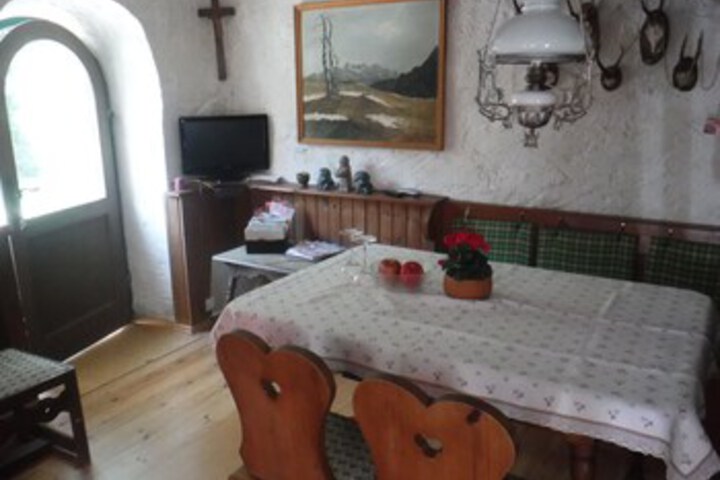 Room 20 of 28
