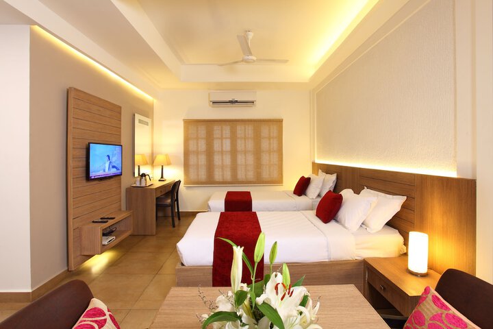 Room 4 of 11