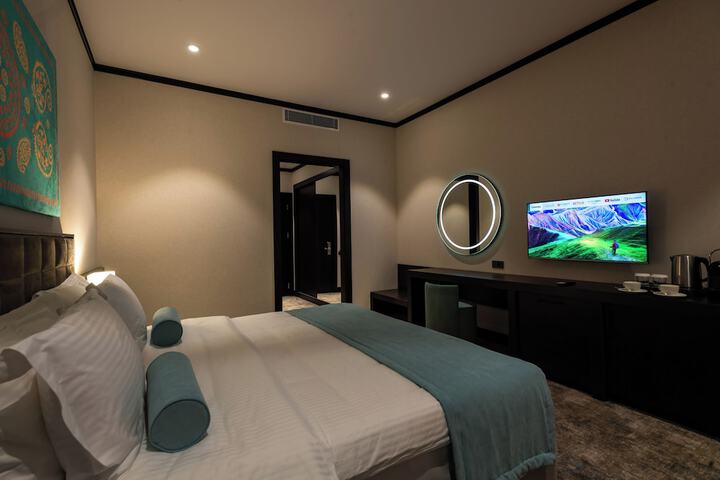 Room 16 of 47