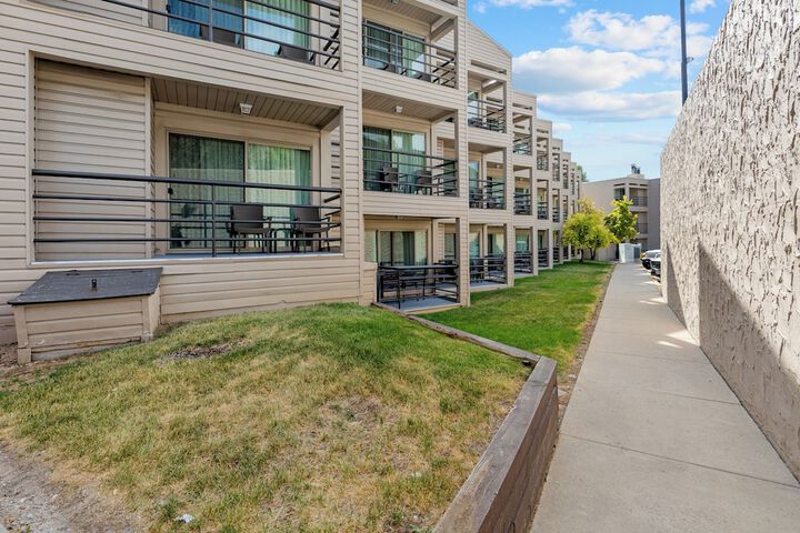 Property Grounds 52 of 72