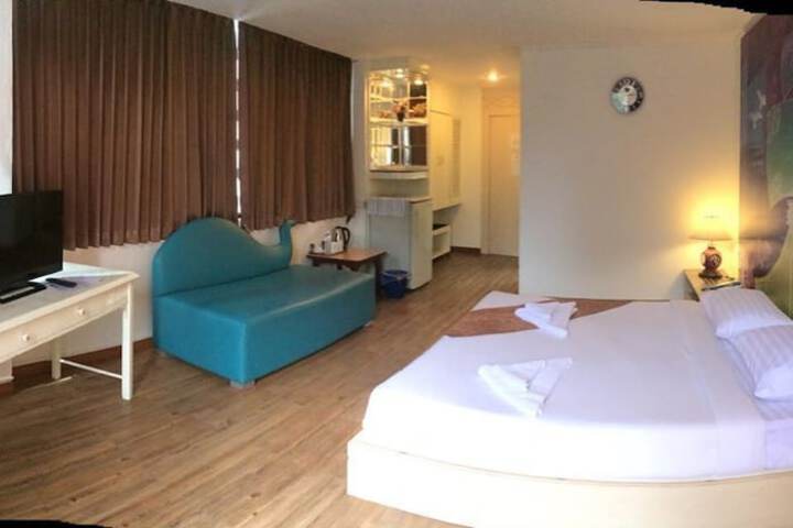 Room 46 of 147