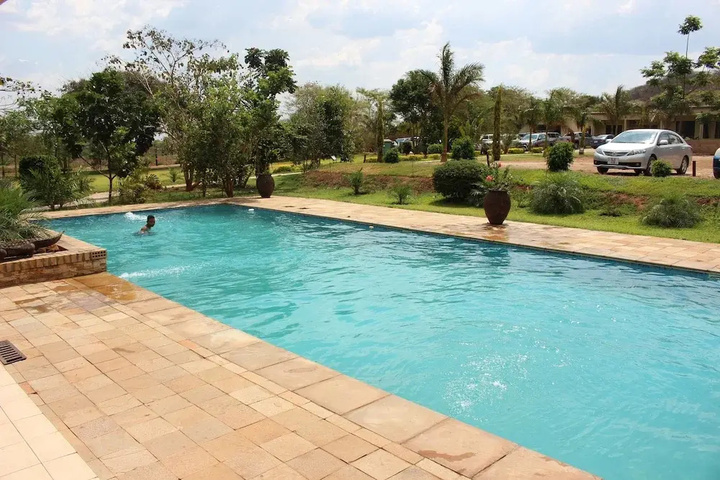 Pool 11 of 16