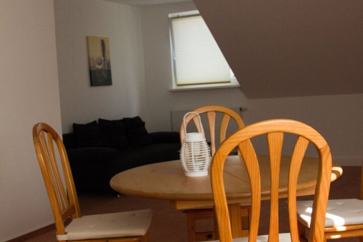 Room 14 of 35