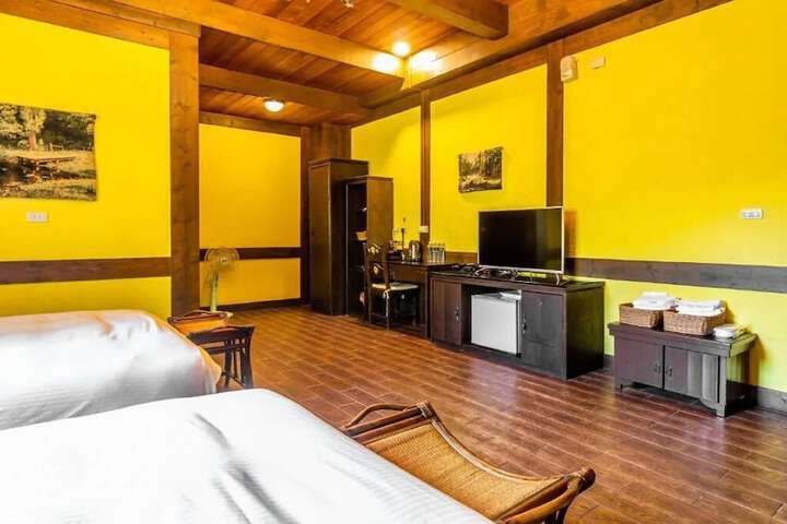 Room 20 of 73