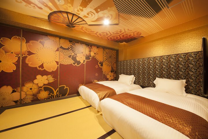 Room 12 of 74