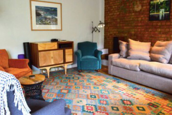 Room 13 of 27