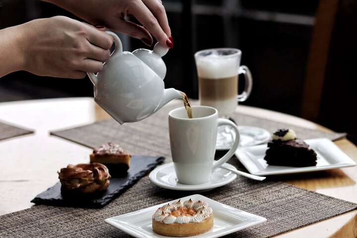 Breakfast/Coffee Service 60 of 97