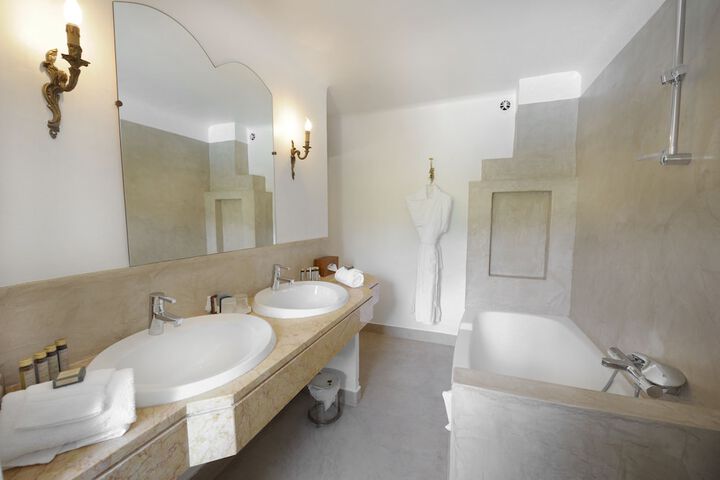 Bathroom Interior Photo