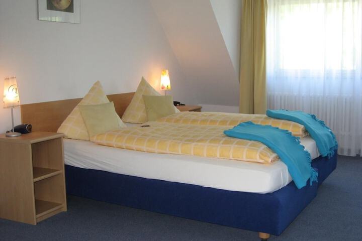 Room 3 of 17