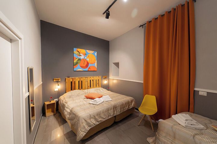 Room 81 of 309
