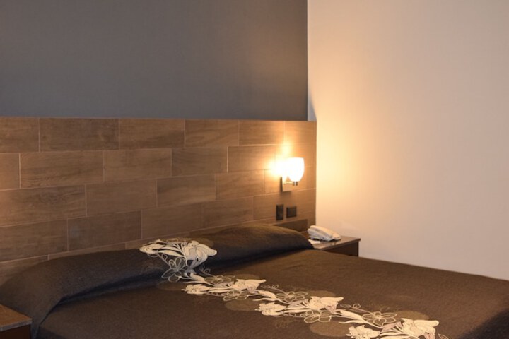 Room 9 of 54