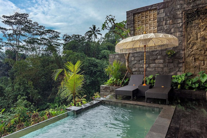 Pool 38 of 68