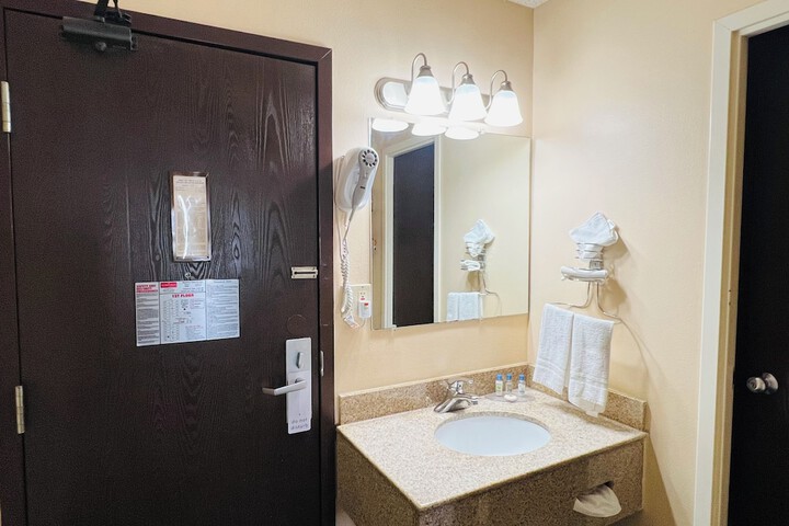 Room 20 of 46