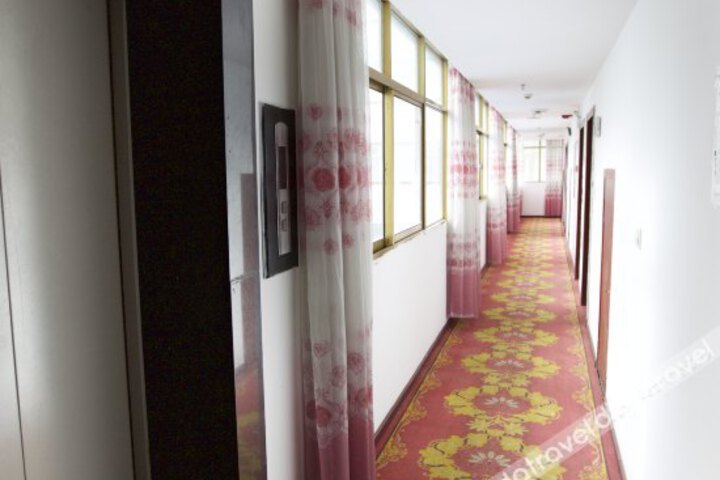 Xiongying Hotel