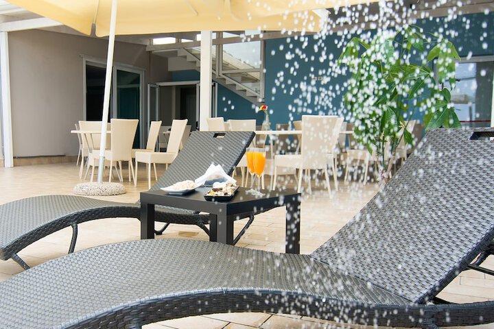 Terrace/Patio 47 of 51