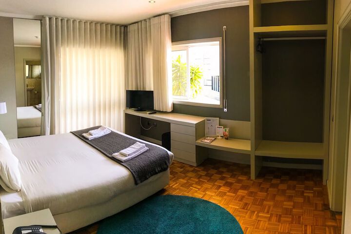 Room 16 of 51