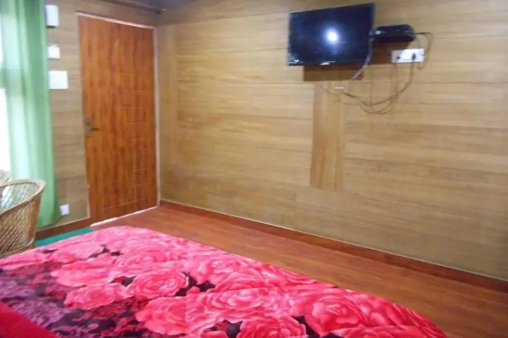 Room 9 of 11