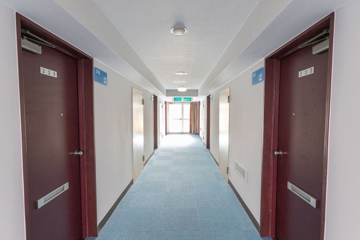 Ballroom/Hall 21 of 28