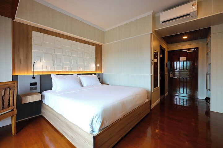 Room 42 of 86