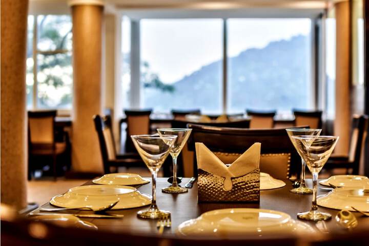Dining 89 of 111