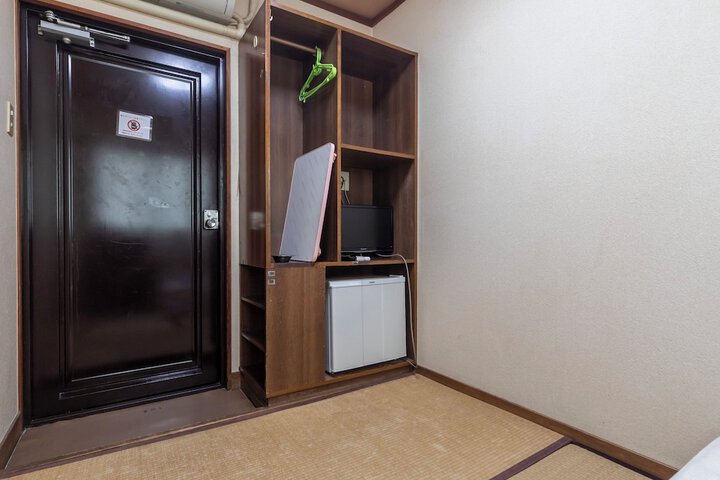 Room 18 of 78