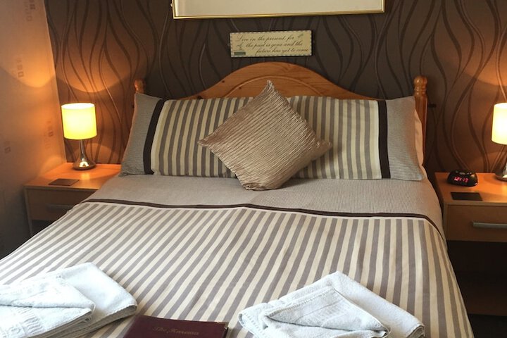 Room 6 of 26