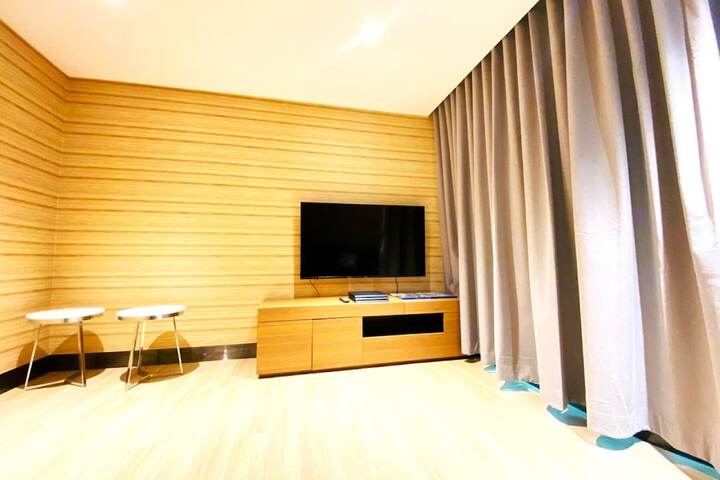 Room 89 of 134