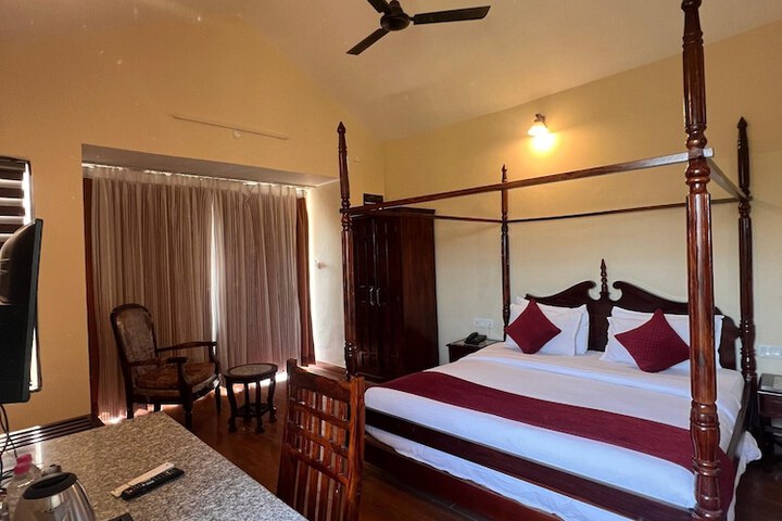 Room 5 of 17