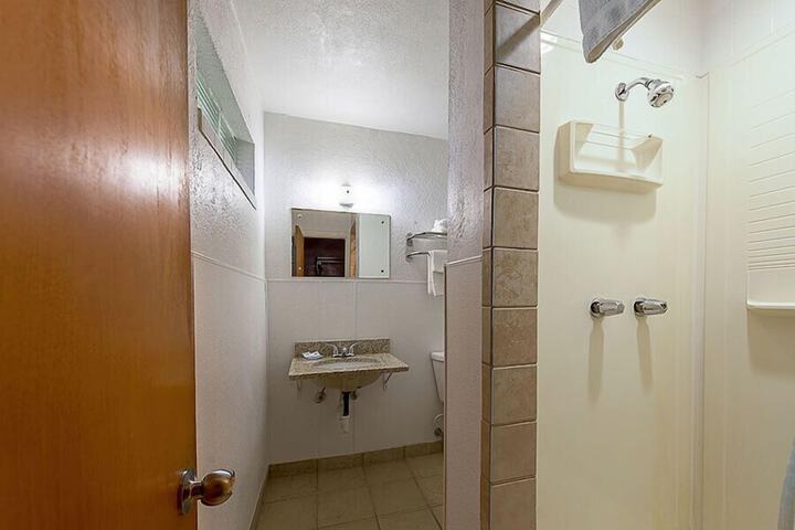 Room 20 of 26