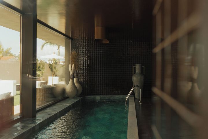 Pool 42 of 61