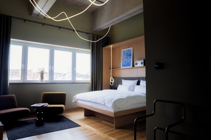 Room 29 of 73