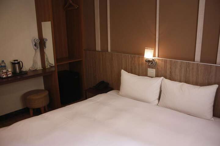 Room 26 of 58
