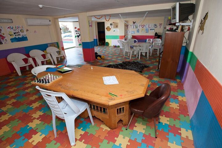 Children's play area - indoor