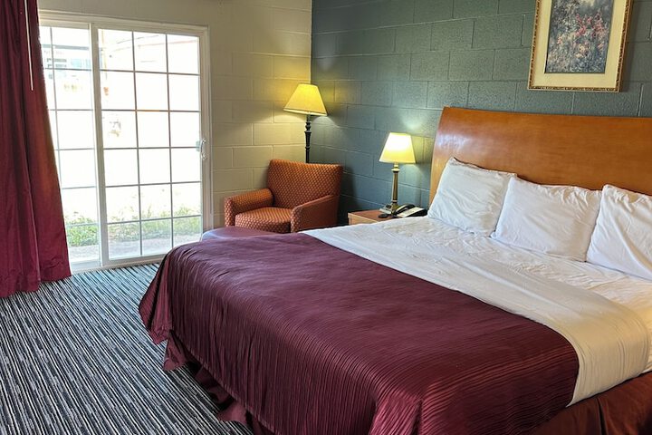 Room 18 of 36