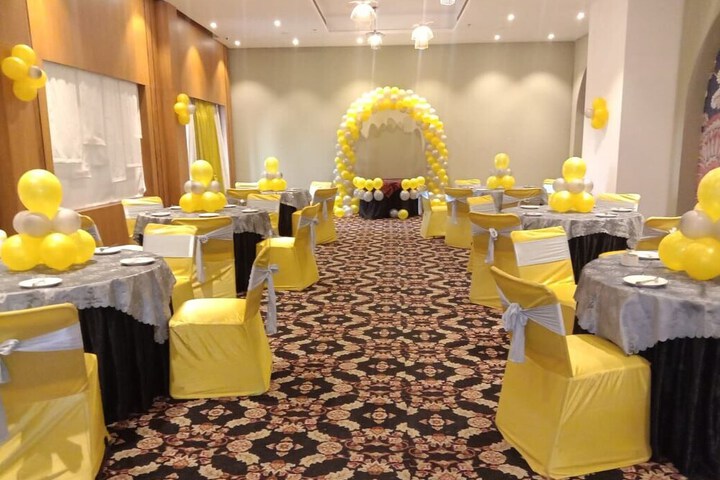 Ballroom/Hall 63 of 93