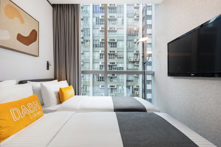 Room 20 of 49