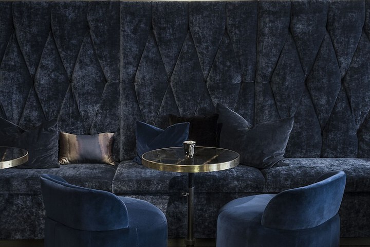 Lounge 97 of 113