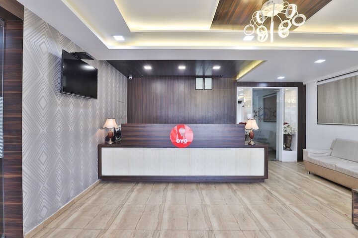 OYO 27633 HOTEL DAN