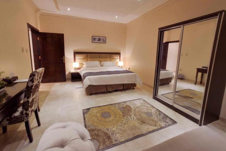 City Suites