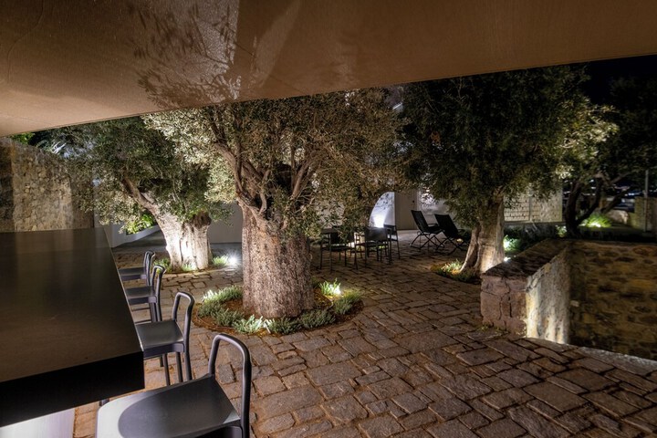 Terrace/Patio 101 of 186