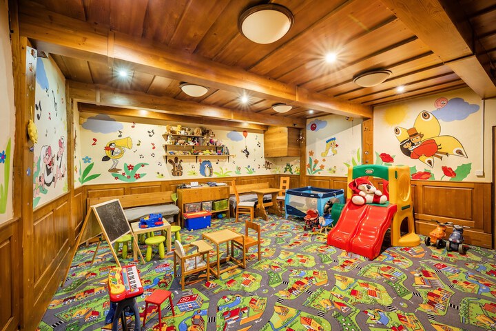 Childrens Activities 28 of 46
