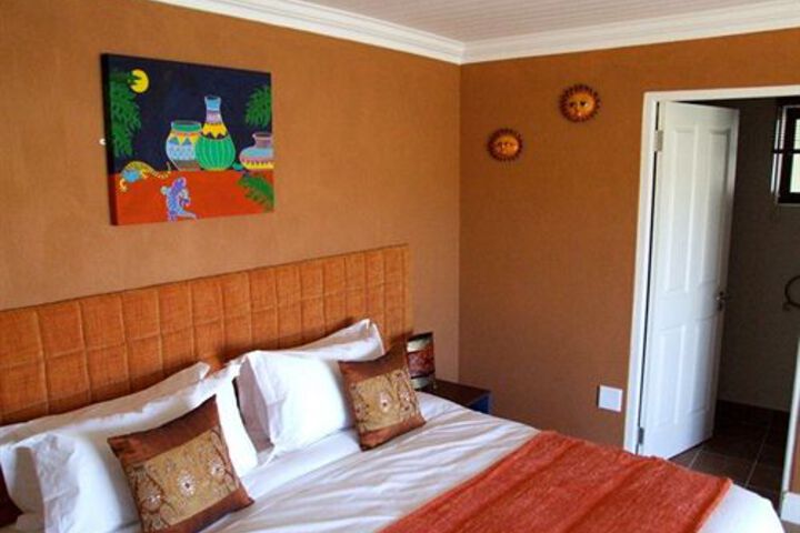 Room 11 of 48